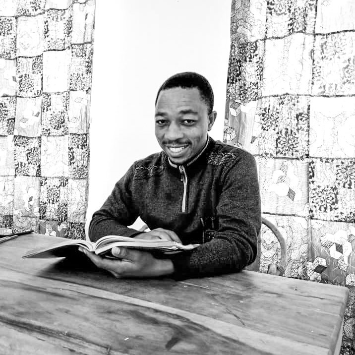 Zawadi Elinema Kajiru